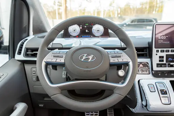 Novosibirsk Russia March 2024 Hyundai Staria Cockpit Interior Cabin Details — Stock Photo, Image