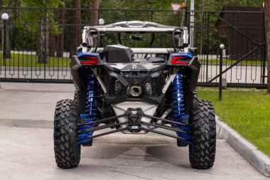 Novosibirsk, Rusya - 10 Temmuz 2024: Can-Am Maverick X RS 