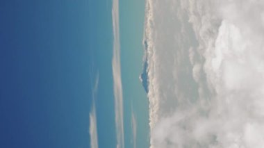 Pico de Orizaba yanardağı ya da Citlaltepetl, Meksika 'nın en yüksek dağıdır. Yüksek kalite 4k görüntü