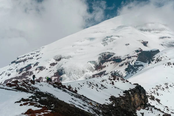 Bergsklättrare Som Bestiger Chimborazo Vulkanen Ecuador — Stockfoto