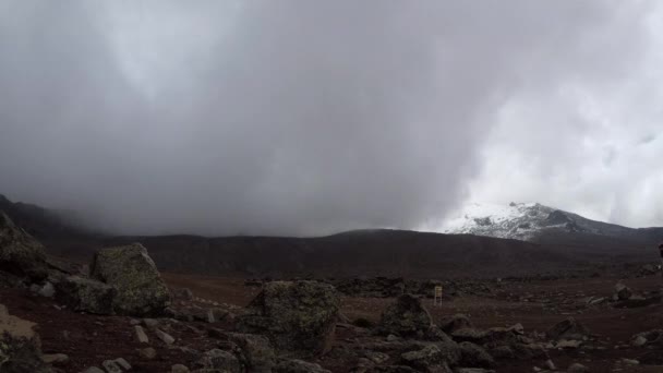 Der Vulkan Chimborazo Der Der Sonne Nächsten Kommt — Stockvideo