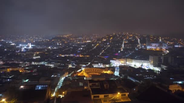 Vista Notturna Della Basilica Del Voto Nazionale Quito Ecuador — Video Stock