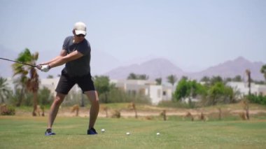 Golf Yavaş Çekimde Sürüş Aralığı