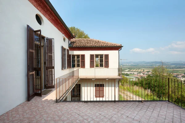 Grande Terrasse Dans Ancienne Maison Campagne Italie — Photo