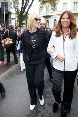 MILAN, ITALY - SEPTEMBER 25, 2022: Cate Blanchett before Giorgio Armani fashion show, Milan Fashion Week street style