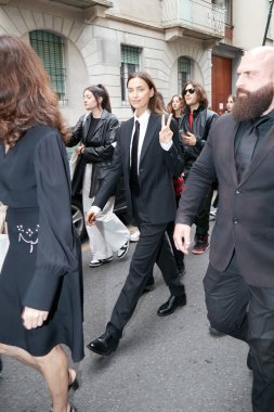 MILAN, ITALY - SEPTEMBER 25, 2022: Irina Shayk before Giorgio Armani fashion show, Milan Fashion Week street style