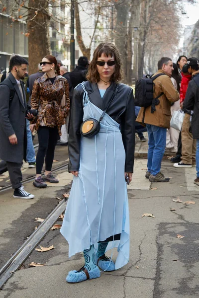 Milan Italy February 2023 Woman Light Blue Dress Black Leather — Stock Photo, Image