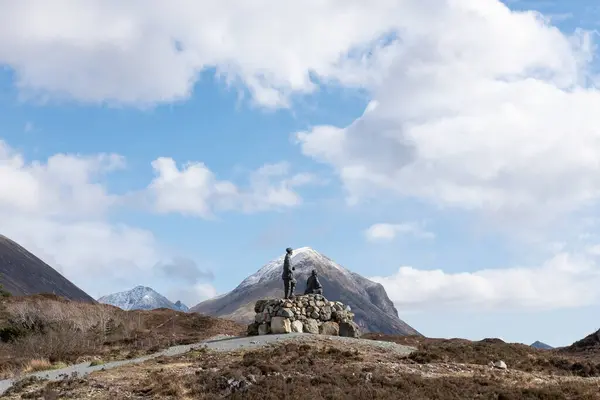 stock image Sligachan, Isle of Skye, Scotland, UK - April 9, 2022: The Collie Mackenzie Mountain Rescue Memorial near the Cuillin peaks, honouring Norman Collie and John MacKenzie, explorers of Scottish Highlands