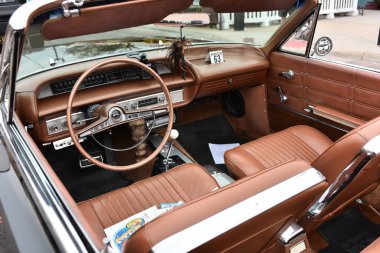 Gösterilecek eski bir araba