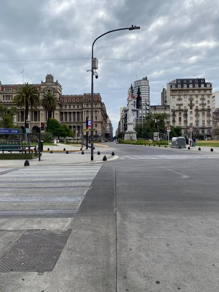 Uma Vista Rua Plaza Lavalle Uma Praça Buenos Aires Bela — Fotografia de Stock