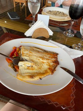 Iguazu Şelalesi 'nin Arjantin tarafında Pacu Fish' in Beyaz Tabakları (Serrasalmus)