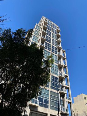 Buenos Aires, Arjantin 'de güzel mimarisi olan bir bina. Eklektik stil mimarisi ve hareketli şehir hayatıyla tanınır..