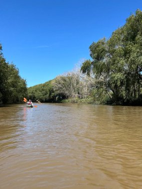 Rio de la Plata nehrinde kayak (River Plate), Tigre, Arjantin