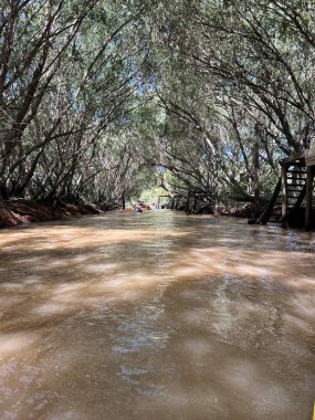 Rio de la Plata nehrinde kayak (River Plate), Tigre, Arjantin