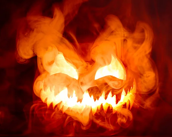 Kızgın Kırmızı Cadılar Bayramı Jack Fener Kabağı Korkunç Şeytani Yüzle — Stok fotoğraf