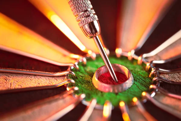Dart Board Showing Dart Hit Center Bullseye Concept Success Targeted — Stock Photo, Image