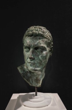 Roma İmparatoru 'nun heykel büstü.