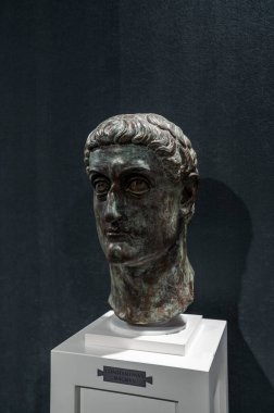 Roma İmparatoru 'nun heykel büstü.