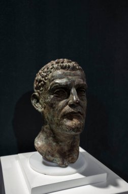 Roma İmparatoru 'nun heykel büstü.