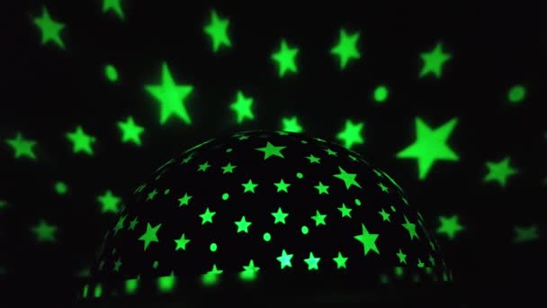 Zöld Csillagok Éjszakai Lámpa Kiváló Minőségű Fullhd Felvételek — Stock videók