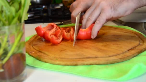 Cutting Red Bell Pepper Cleaver Close Chefs Hands Healthy Food — Vídeos de Stock