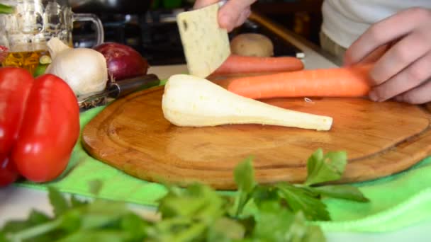 Close Chef Slicing Tips Carrots Food Preparation Healthy Eating Concept — Vídeo de Stock