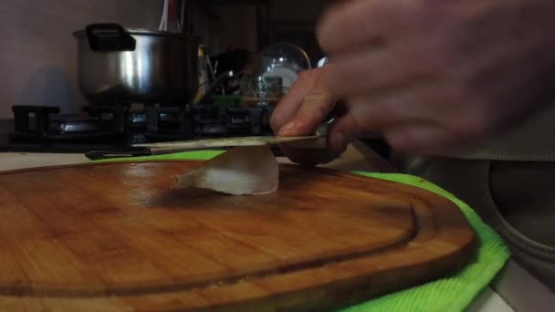 Hand Smashing Garlic Kitchen Cleaver Chopping Board Slow Motion High — Video Stock