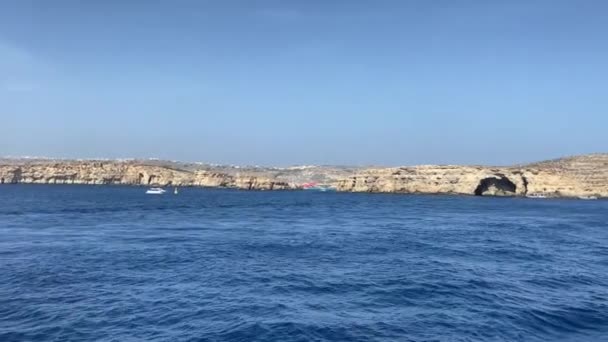 Malta Comino Santa Maria Grottan Den Största Grottan Malta Pov — Stockvideo