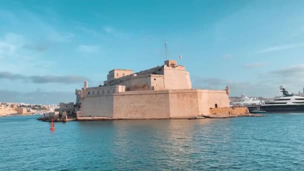 Malta Grand Harbour Fort Angelo Breed Van Zee Hoge Kwaliteit — Stockvideo