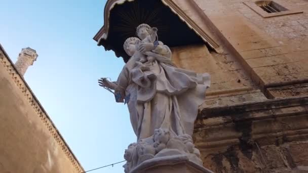 Mdina Malta November 2023 Standbeeld Van Maagd Maria Kindje Jezus — Stockvideo