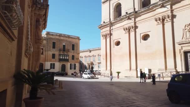Mdina Malta Noviembre 2023 Torre Del Reloj Catedral San Pablo — Vídeo de stock