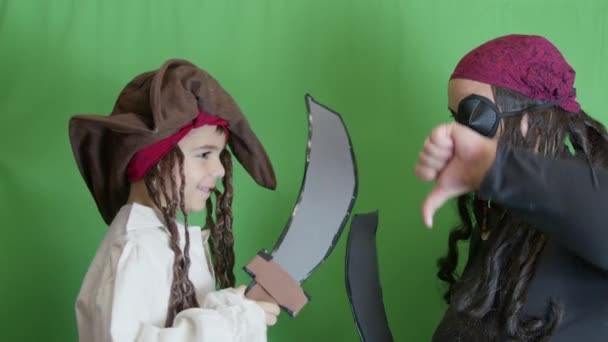 Pirates Getting Angry Fighting Cutlasses Isolated Green Background Slow Motion — Stock Video