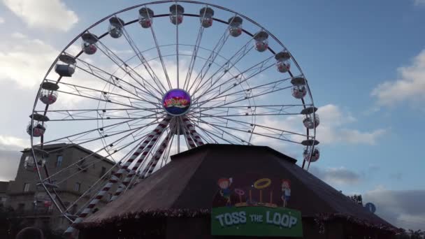 Valletta Malta 2023 Spinning Ferris Wheel Rudolfs Wheel Fairyland Toos — Stock Video