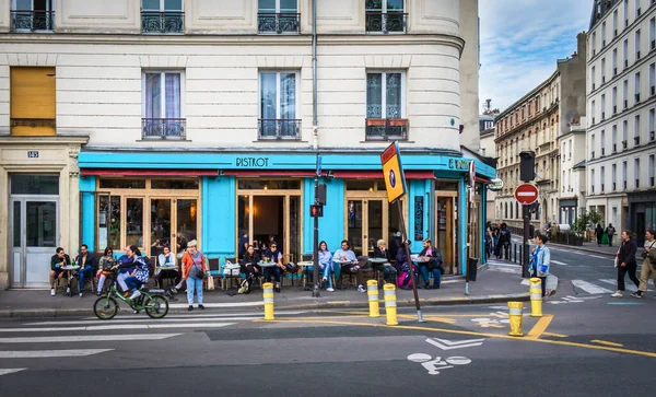 París Francia Oct 2022 Vista Valmy Restaurante Distrito Capital Por —  Fotos de Stock