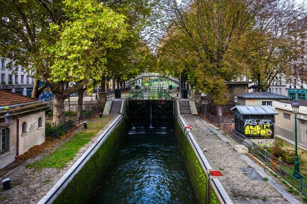 París Francia Oct 2022 Vista Una Esclusa Canal Saint Martin — Foto de Stock