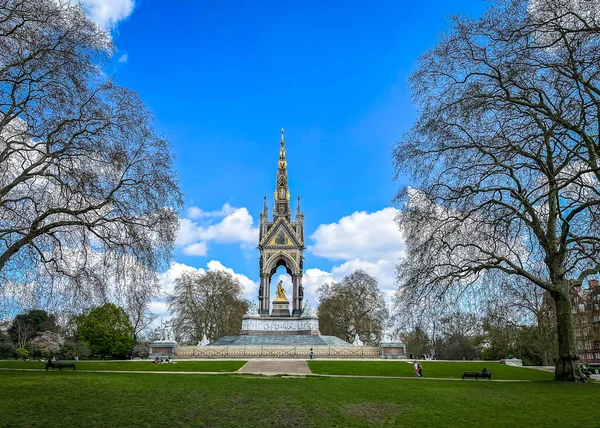 Anglia Wielka Brytania Kwiecień 2023 Widok Albert Memorial Kensington Gardens — Zdjęcie stockowe