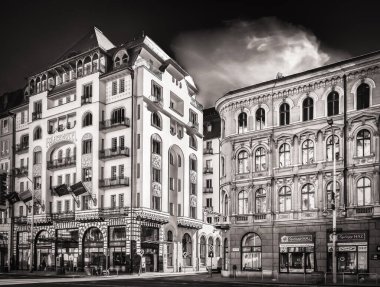 Budapeşte, Macaristan, 17 Mart 2020, Novotel Budapeşte Centrum cephesi manzarası