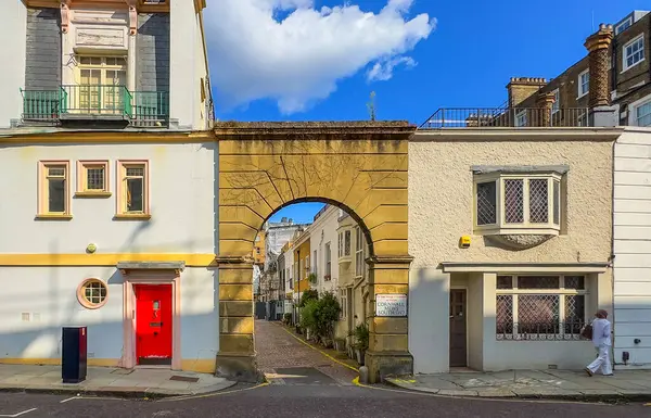 stock image England, United Kingdom, Aug 30th 2023, view of Cornwall Mews South entrance in the Royal Borough of Kensington and Chelsea