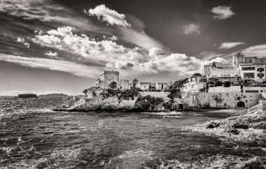 Marsilya, Fransa, 7 Mart 2018, Akdeniz, Provence 'deki Maldorme Koyu' ndaki 