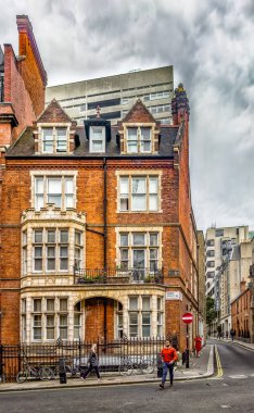 İngiltere, Birleşik Krallık, 30 Ağustos 2023, Kensington ve Chelsea Kraliyet Borough 'daki Down Caddesi' nde bir yerleşim yeri manzarası. 