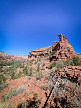 Boynton Kanyonu 'nda bir kaya oluşumunun görüntüsü, Sedona' nın yürüyüşlerinden biri..