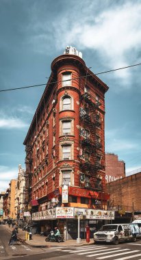 New York City, ABD, 30 Nisan 2024, Lian Jiang restoranı Division ve Eldridge Caddesi 'nin köşesinde. 