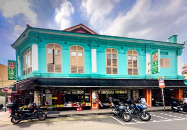 Central Area, Singapur, 5 Şubat 2024, L.K Maju manzaralı, Küçük Hindistan 'da Rowell Yolu' nun köşesinde bir restoran.