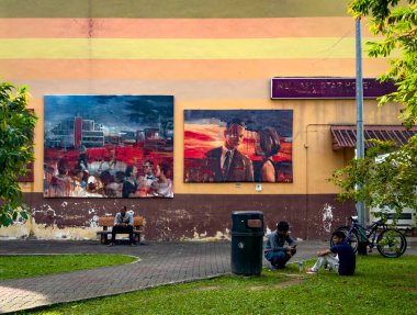 Central Area, Singapur, 5 Şubat 2024, Rowell Yolu Açık Alanı 'nda küçük Hindistan' da Kampong Kapor Yolu ve Rowell Yolu 'nun köşesindeki bazı duvar resimleri görülüyor.