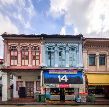 Merkez Bölge, Singapur, 5 Şubat 2024, Nikitha Ticaret Super Mart manzarası, Küçük Hindistan 'da Norris Yolu' nda bir perakende mağazası.