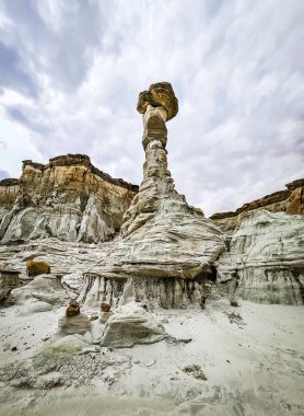 The Wahweap Hoodoos 'daki kaya oluşumunun görüntüsü Grand Staircase-Escalante Ulusal Anıtı, Utah