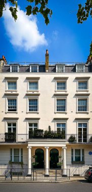 Londra, İngiltere, 27 Nisan 2025, 1 Eaton Meydanı manzaralı, Belgravia 'da bir yerleşim yeri, Westminster Borough.