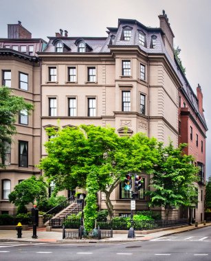 Massachusetts, USA, June 9th 2025, view of a building on Beacon Street in Back Bay district, Boston