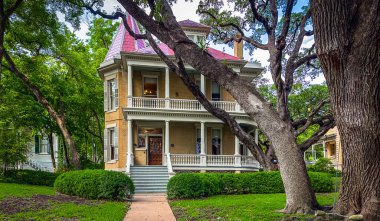 Texas, USA, May 29th 2024, view of a house, home to Fritz Byrne's office, a law firm on 7th Avenue in Austin.