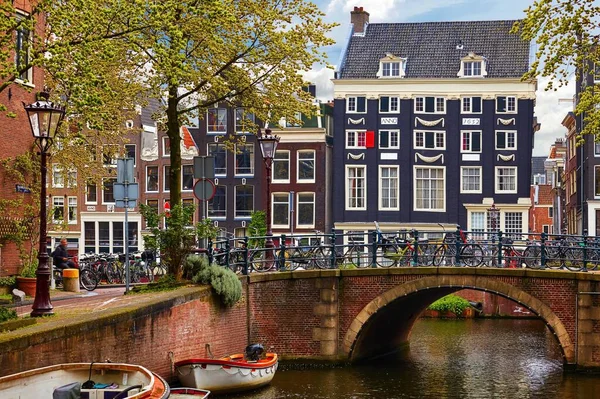 Pont Sur Canal Amsterdam Pays Bas Abrite Rivière Amstel Historique — Photo